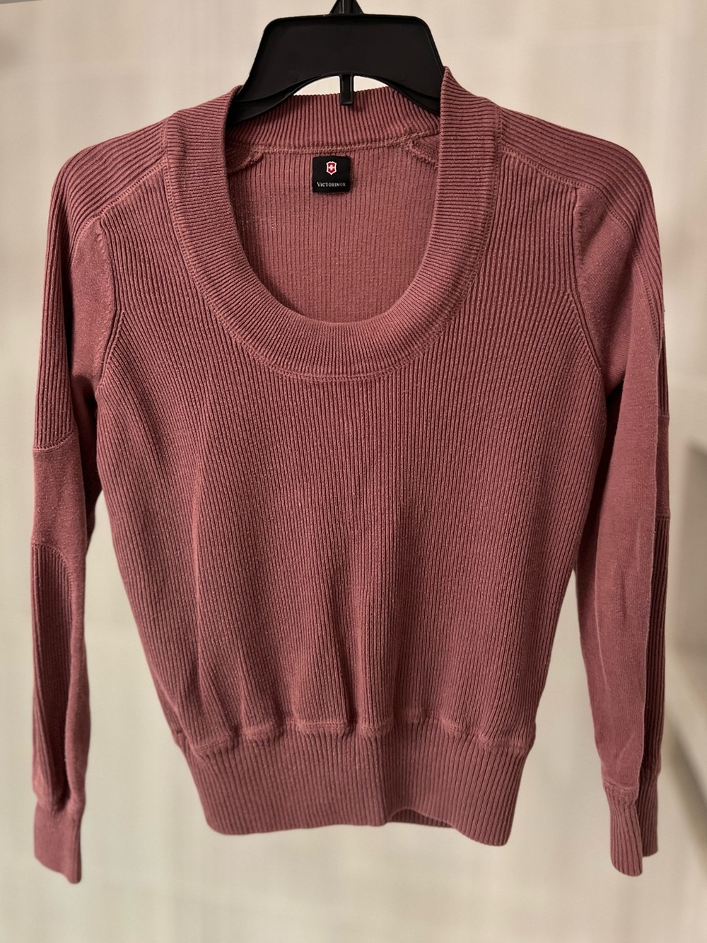 Victorinox Swiss Army Dusty Rose Pink Ribbed Knit Scoop Neck Sweater Logo Patch